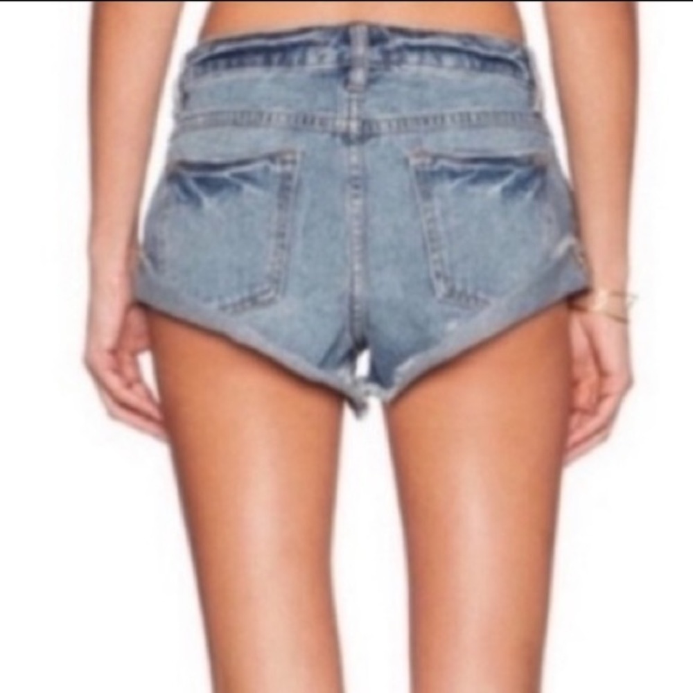 FREE PEOPLE Irreplaceable Cut Off Denim Shorts Blue 26